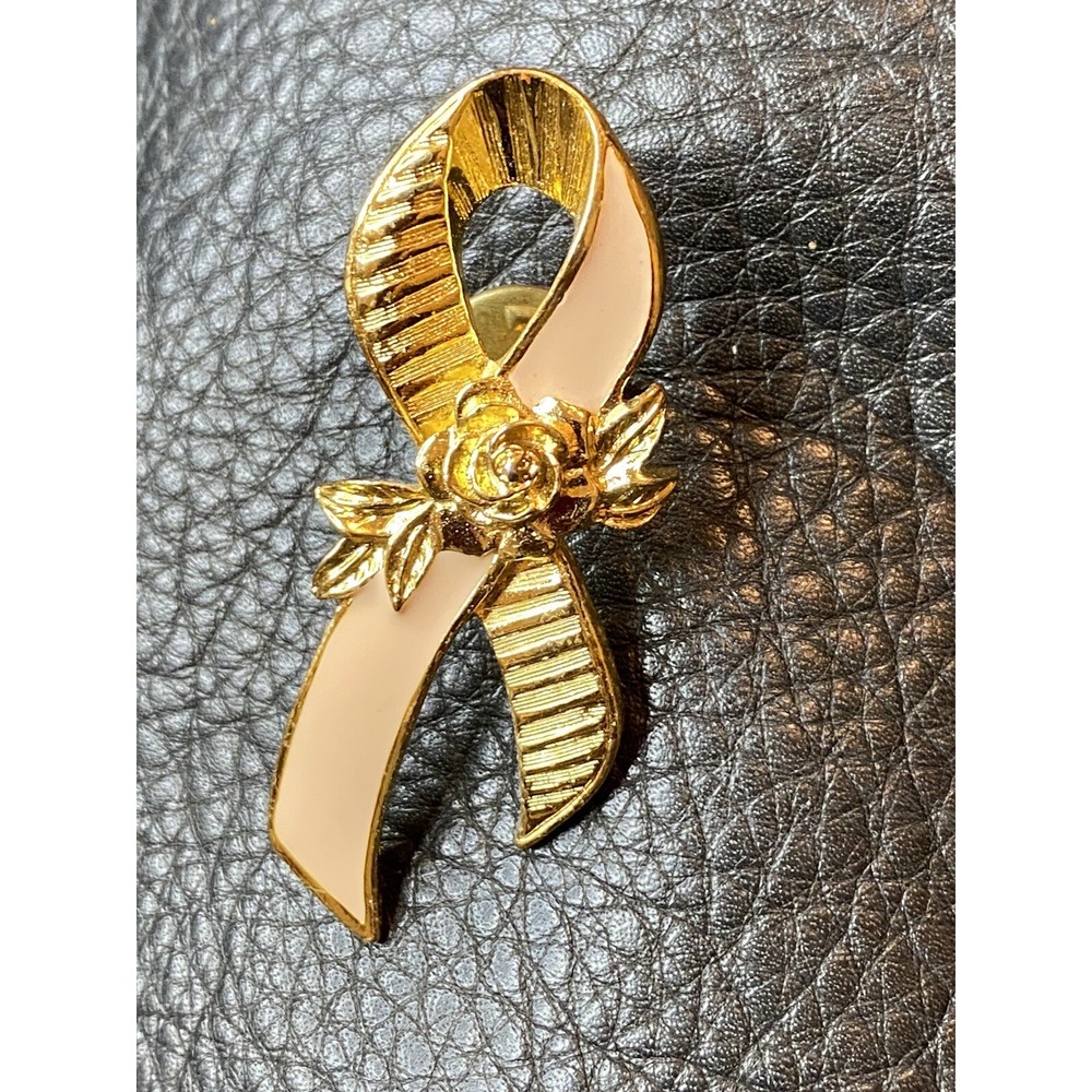 Vintage Avon Breast Cancer 1993 Pink Ribbon Pin Awareness Goldtone